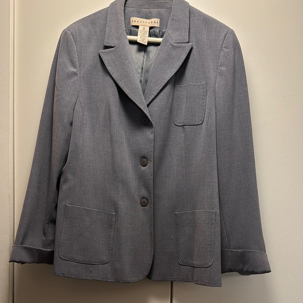 Beautiful gray stitched pant suit will take you from day to night!